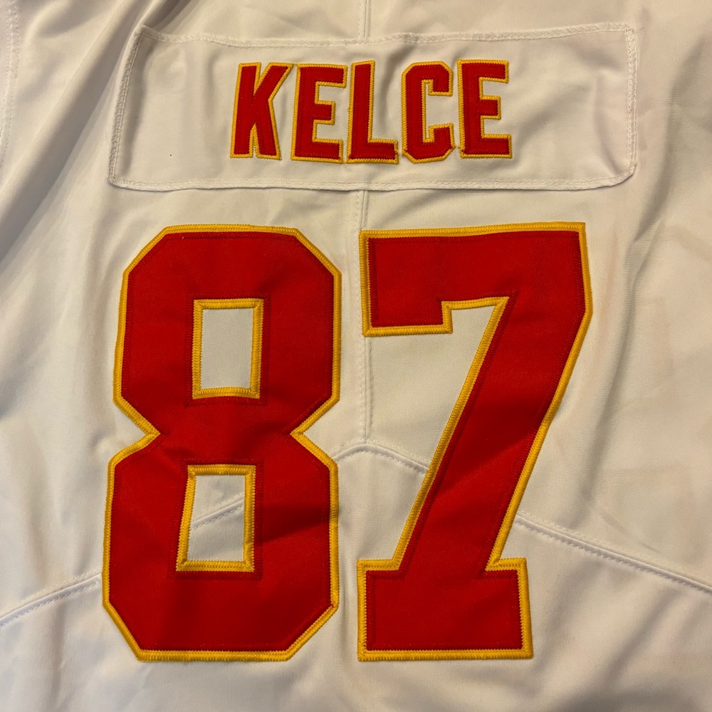 Travis Kelce Kansas City Chiefs jersey #87